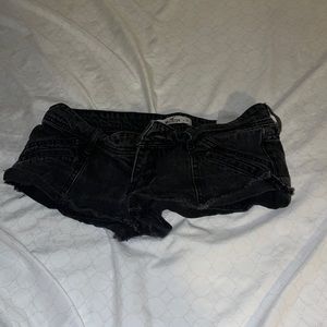 Hollister black Jean shorts size 26